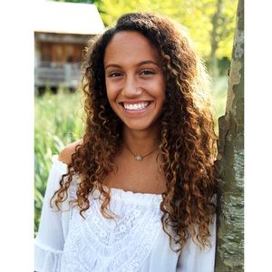 Meet your Posher, Kyla